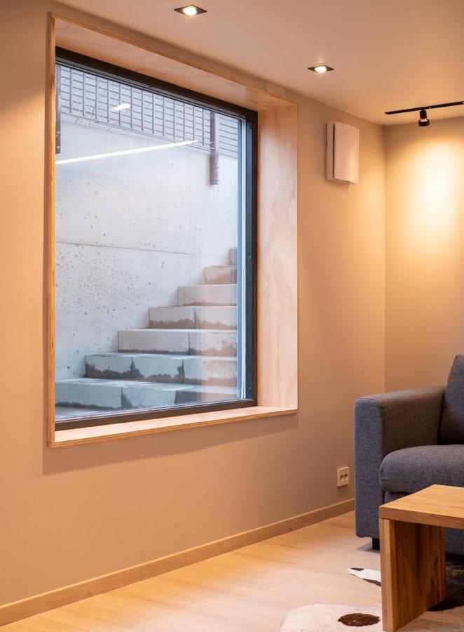 Tastefull And Modern Apartment With Parking トロムソ エクステリア 写真